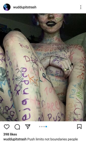 Tottallytrashed Nakenläckor OnlyFans Foto 5