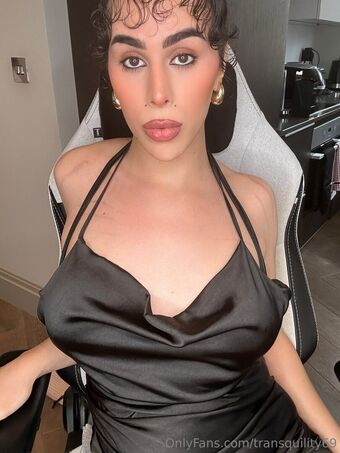 transquility69 Nakenläckor OnlyFans Foto 26