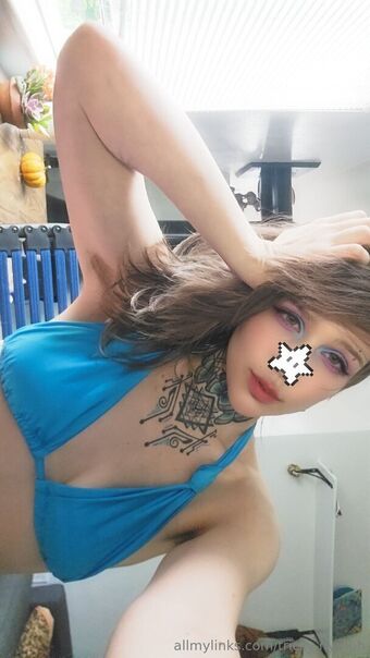 trickynymph Nakenläckor OnlyFans Foto 86
