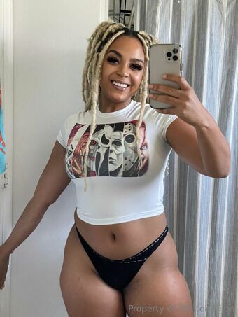 TrinDen Nakenläckor OnlyFans Foto 54