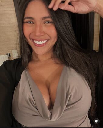 tumaiporsiacaso Nakenläckor OnlyFans Foto 2