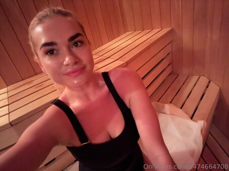 u474664708 Nakenläckor OnlyFans Foto 3