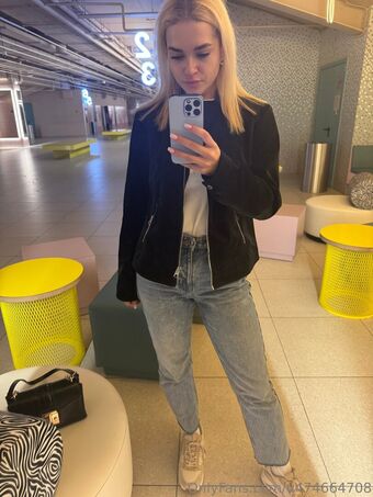 u474664708 Nakenläckor OnlyFans Foto 7