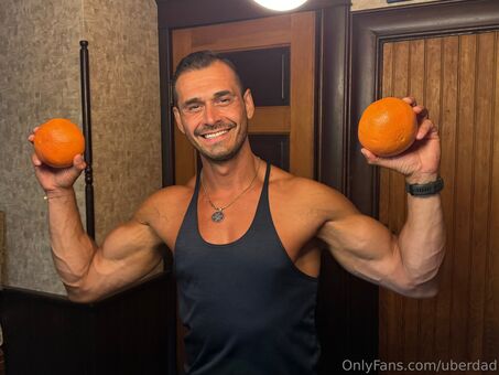 uberdad Nakenläckor OnlyFans Foto 22