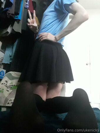 ukenicky Nakenläckor OnlyFans Foto 35