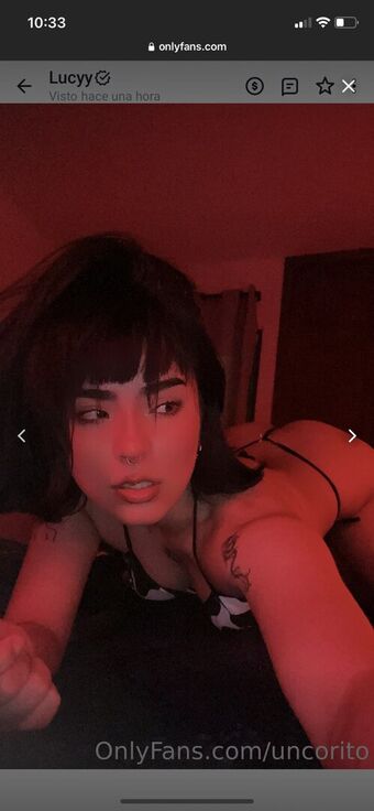 uncorito Nakenläckor OnlyFans Foto 4