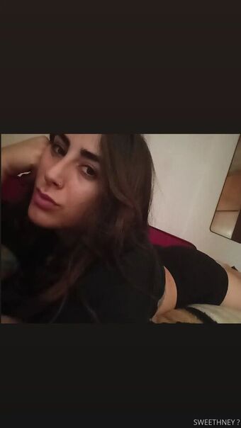 ursoftbee Nakenläckor OnlyFans Foto 37