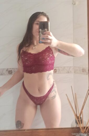 ursoftbee Nakenläckor OnlyFans Foto 38