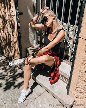 urtrouble Nakenläckor OnlyFans Foto 3