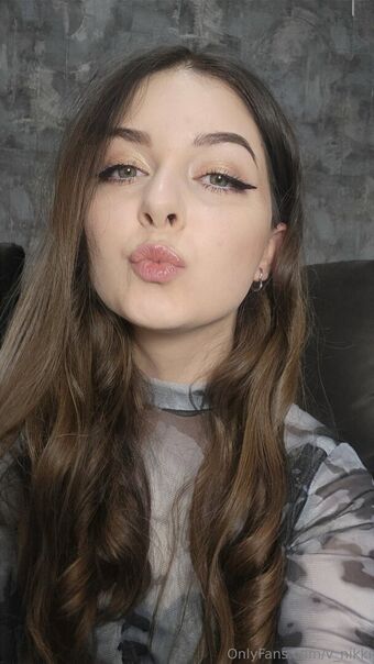 v_nikki Nakenläckor OnlyFans Foto 20