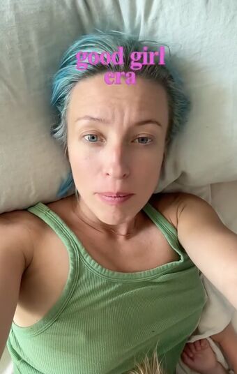 valambalam Nakenläckor OnlyFans Foto 2