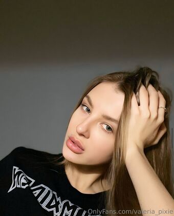 valeria_pixie Nakenläckor OnlyFans Foto 21