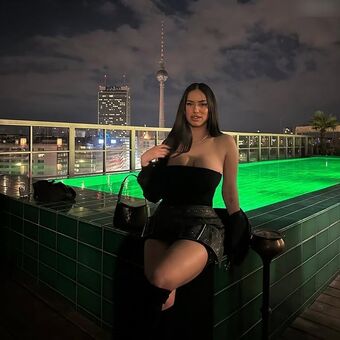 vali030 Nakenläckor OnlyFans Foto 18