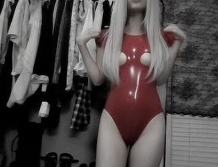 veildose Nakenläckor OnlyFans Foto 48
