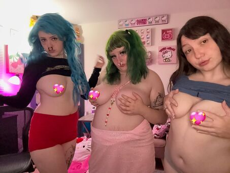 Velvetyalien Nakenläckor OnlyFans Foto 42