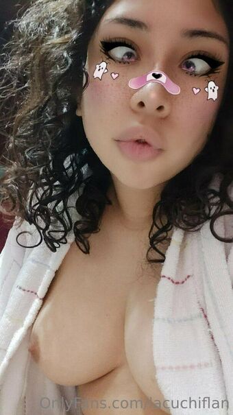 VeriGuzz Nakenläckor OnlyFans Foto 10