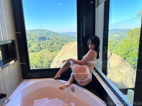 Veronica M Nakenläckor OnlyFans Foto 1