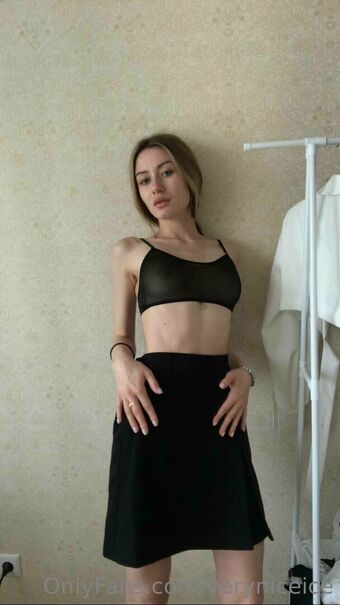 Veryniceice Nakenläckor OnlyFans Foto 31