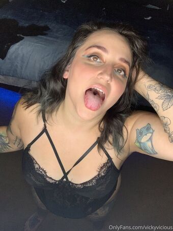 vickyvicious Nakenläckor OnlyFans Foto 18