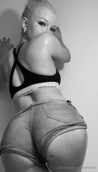 vilmuli Nakenläckor OnlyFans Foto 24