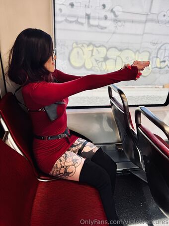 violetventures Nakenläckor OnlyFans Foto 36