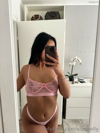 Vipshelly Nakenläckor OnlyFans Foto 16