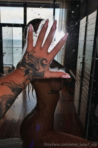 Vlada Capeloon Nakenläckor OnlyFans Foto 128