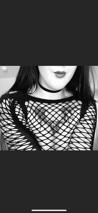 Voidvvitch Nakenläckor OnlyFans Foto 7