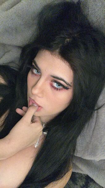 Vxconii Nakenläckor OnlyFans Foto 19