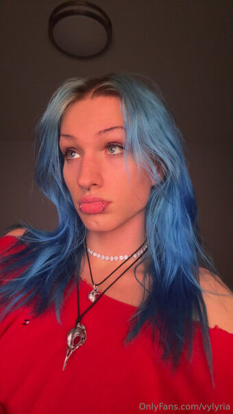 vylyria Nakenläckor OnlyFans Foto 17