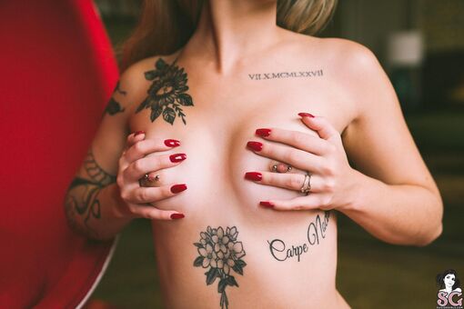Vyne Nakenläckor OnlyFans Foto 6