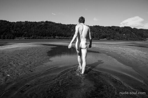 Watersoul Nakenläckor OnlyFans Foto 33