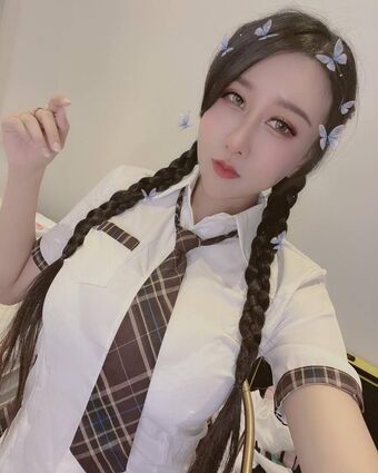 Wei Ling 凌薇 Nakenläckor OnlyFans Foto 27
