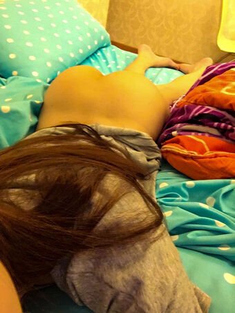 Weiwei610 Nakenläckor OnlyFans Foto 2