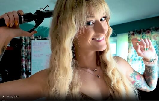 WheezyBlonde Nakenläckor OnlyFans Foto 15