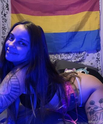 whoretifa Nakenläckor OnlyFans Foto 21