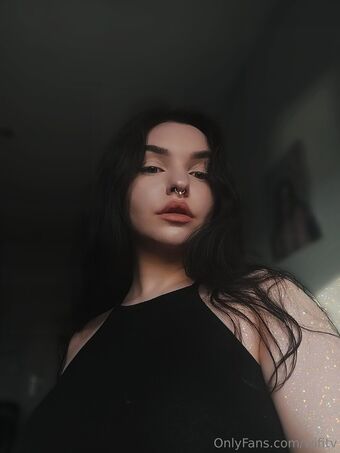 wifitv Nakenläckor OnlyFans Foto 6