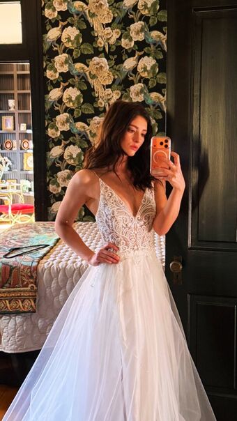 Willow Shields Nakenläckor OnlyFans Foto 227