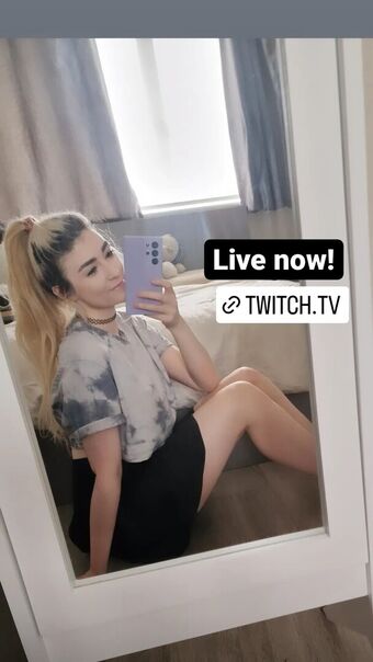Wolfabelle Nakenläckor OnlyFans Foto 371