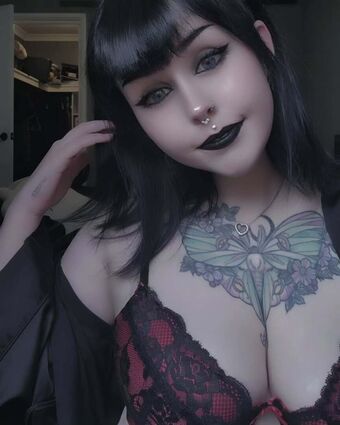 wolfexui Nakenläckor OnlyFans Foto 13
