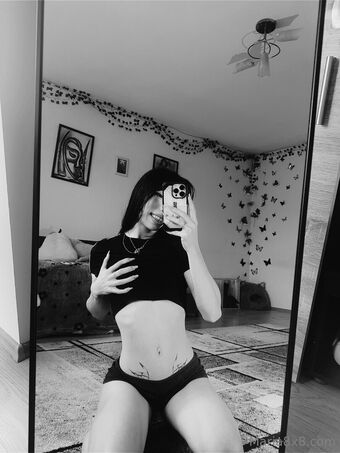 xcatstar Nakenläckor OnlyFans Foto 19