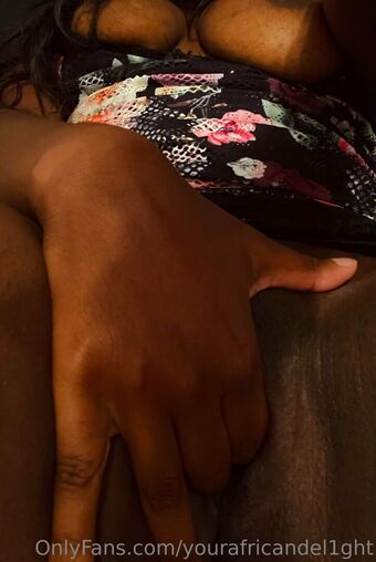 your_delight2001 Nakenläckor OnlyFans Foto 24