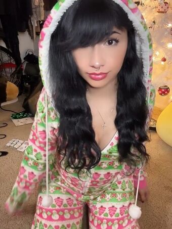 Yourtokengirl Nakenläckor OnlyFans Foto 62