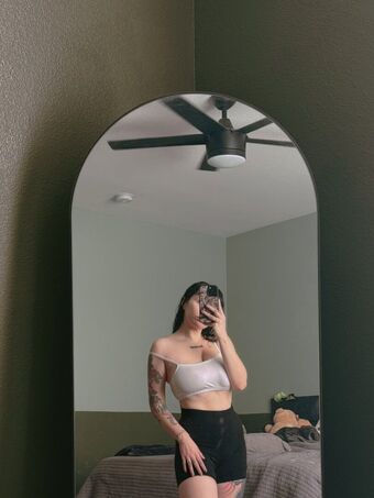 yyentaa Nakenläckor OnlyFans Foto 34