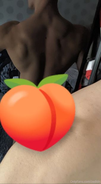 Zedldn Nakenläckor OnlyFans Foto 19