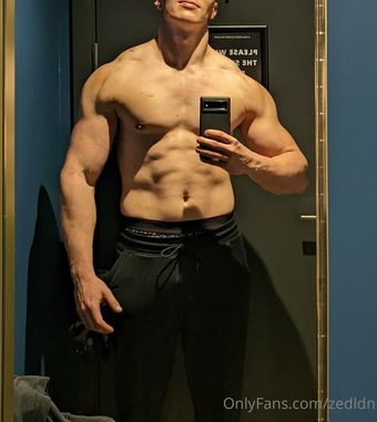 Zedldn Nakenläckor OnlyFans Foto 20