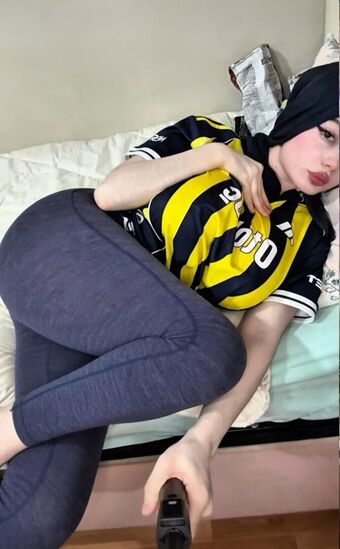 Zelal Nakenläckor OnlyFans Foto 91