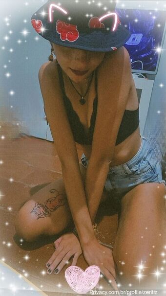 Zeritiz Nakenläckor OnlyFans Foto 4