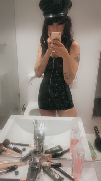 zoee12