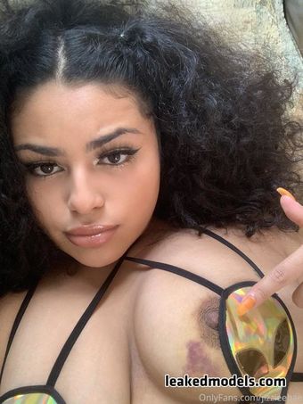 Jizzieebae